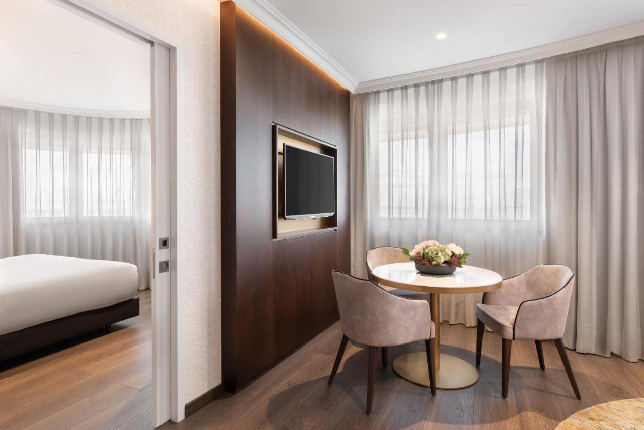 Deluxe Junior Suite