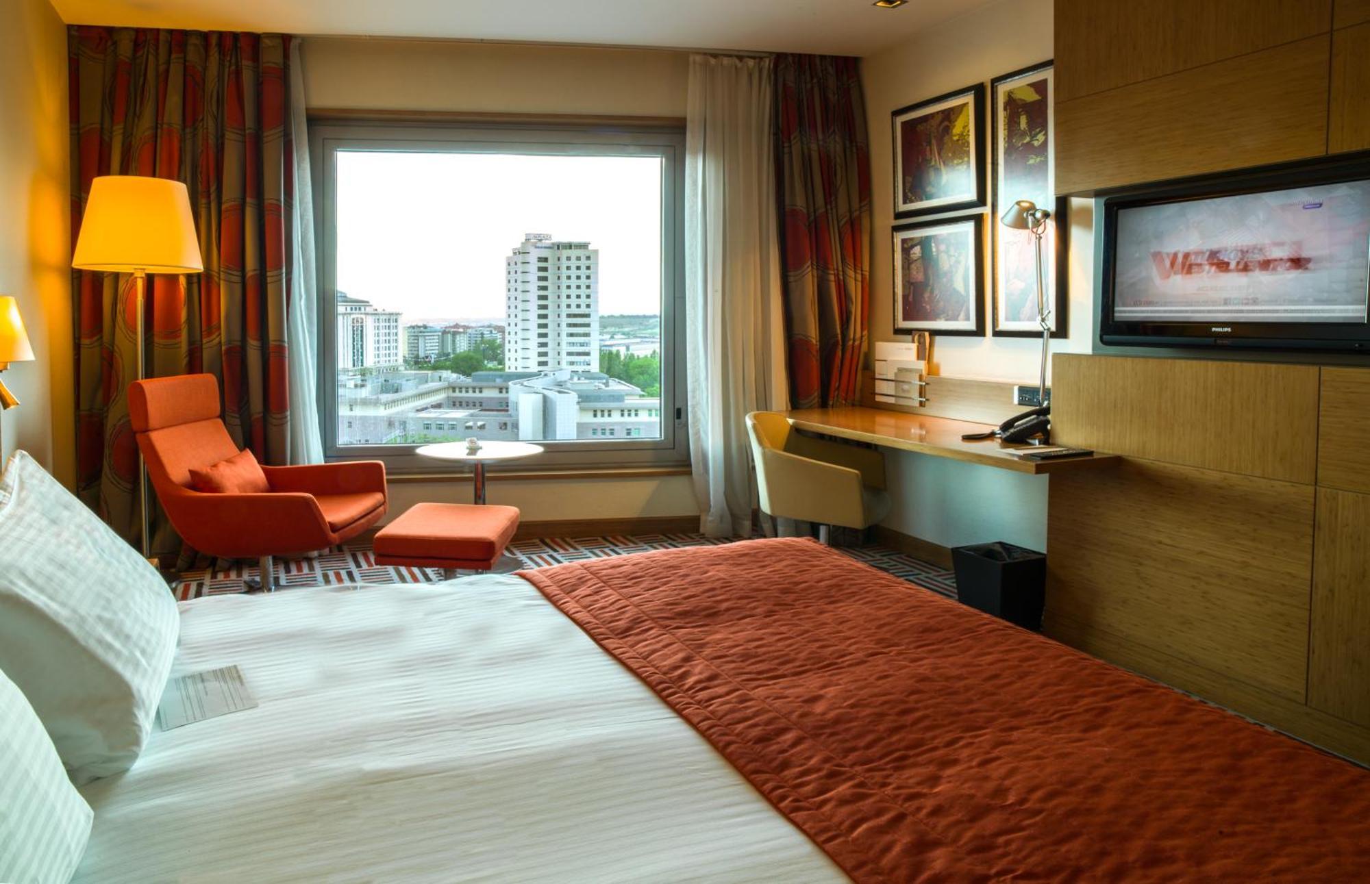 Deluxe King Room,1772926965:JPEG