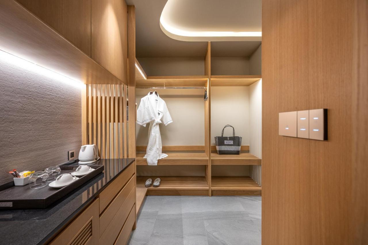 Junior Suite mit 2 Einzelbetten und Zugang zum Pool – Erdgeschoss