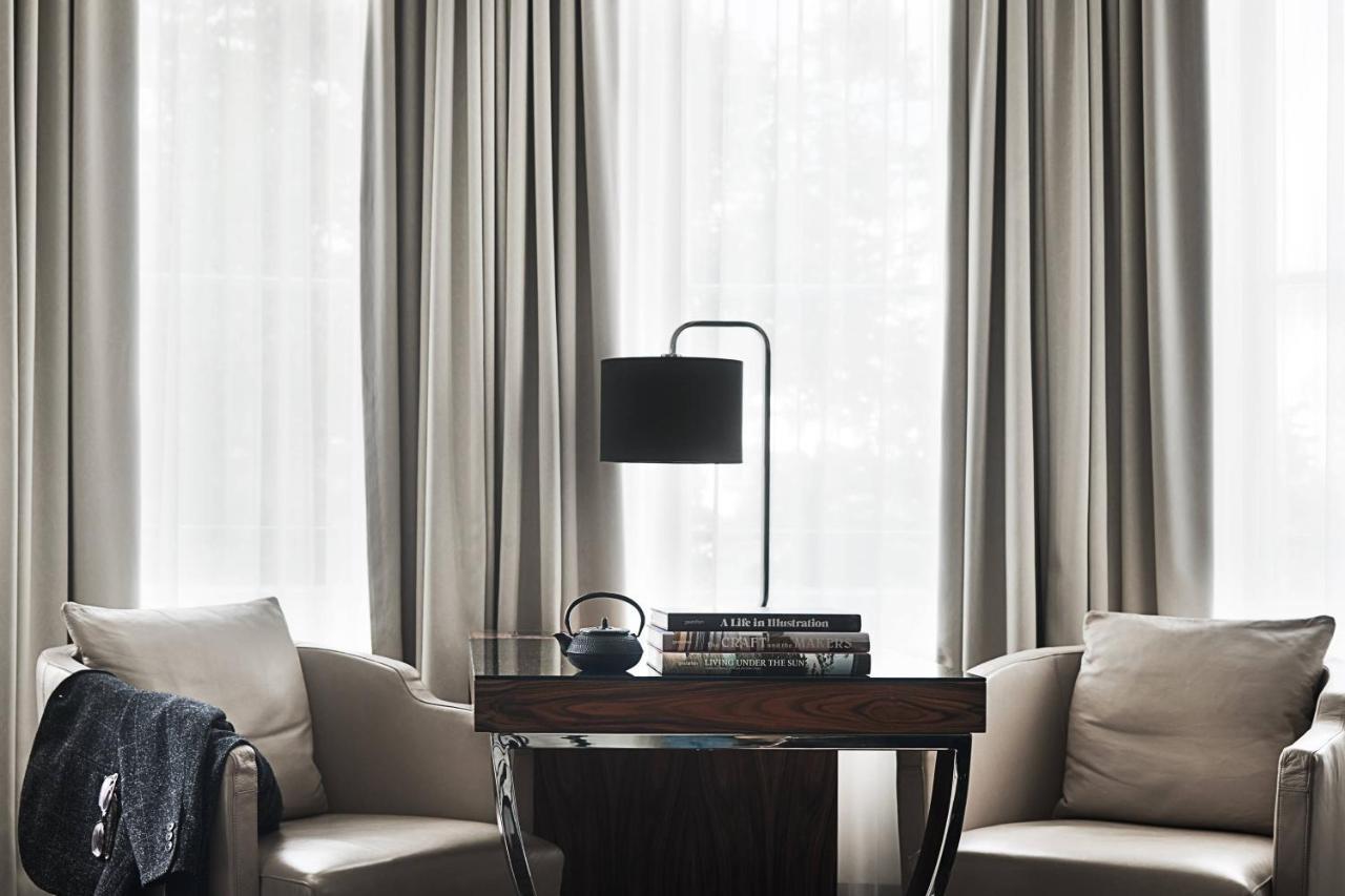 Superior Room, 1 King,1364441624:JPEG