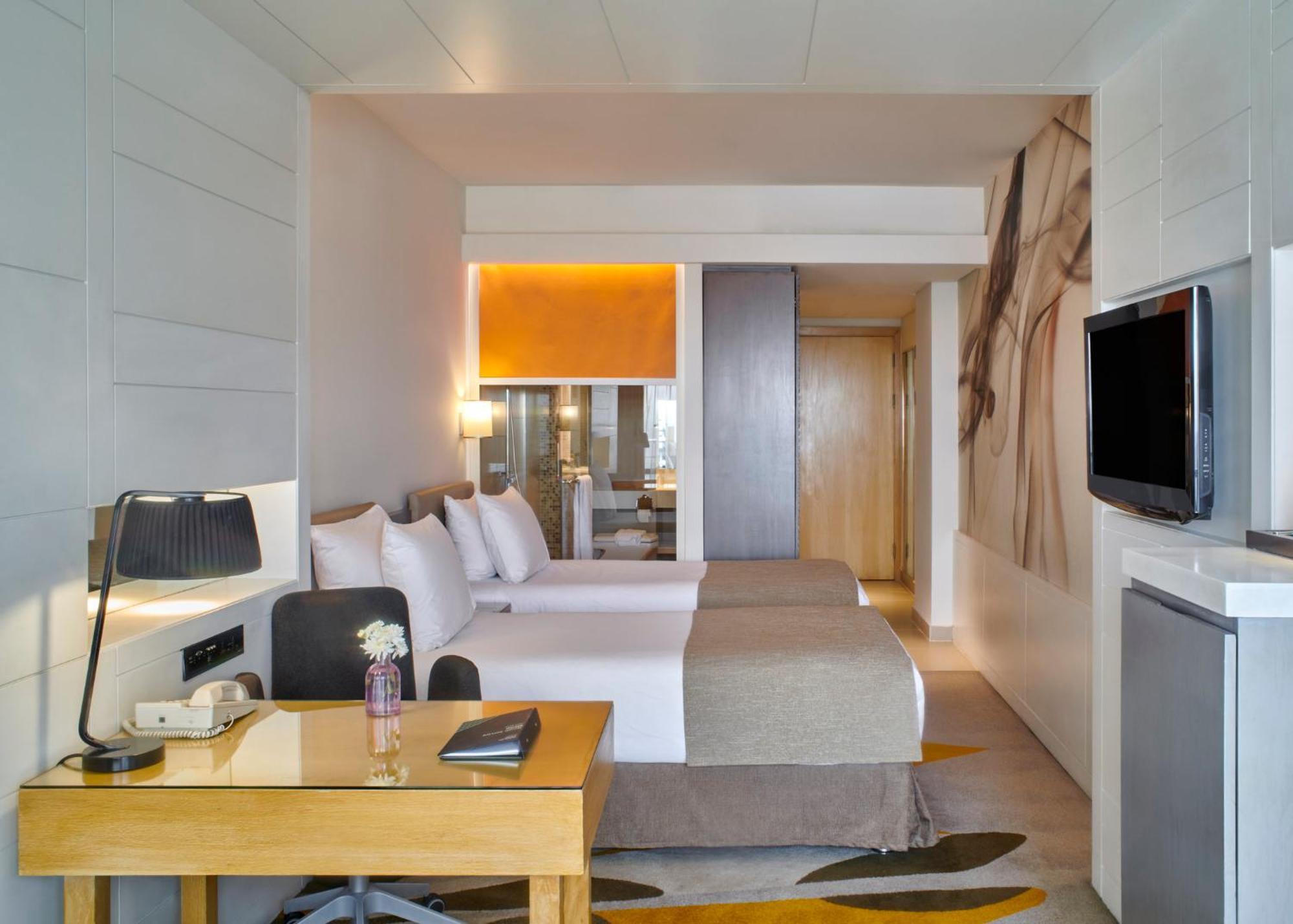 Standard Zweibettzimmer mit Stadtblick – Raucher