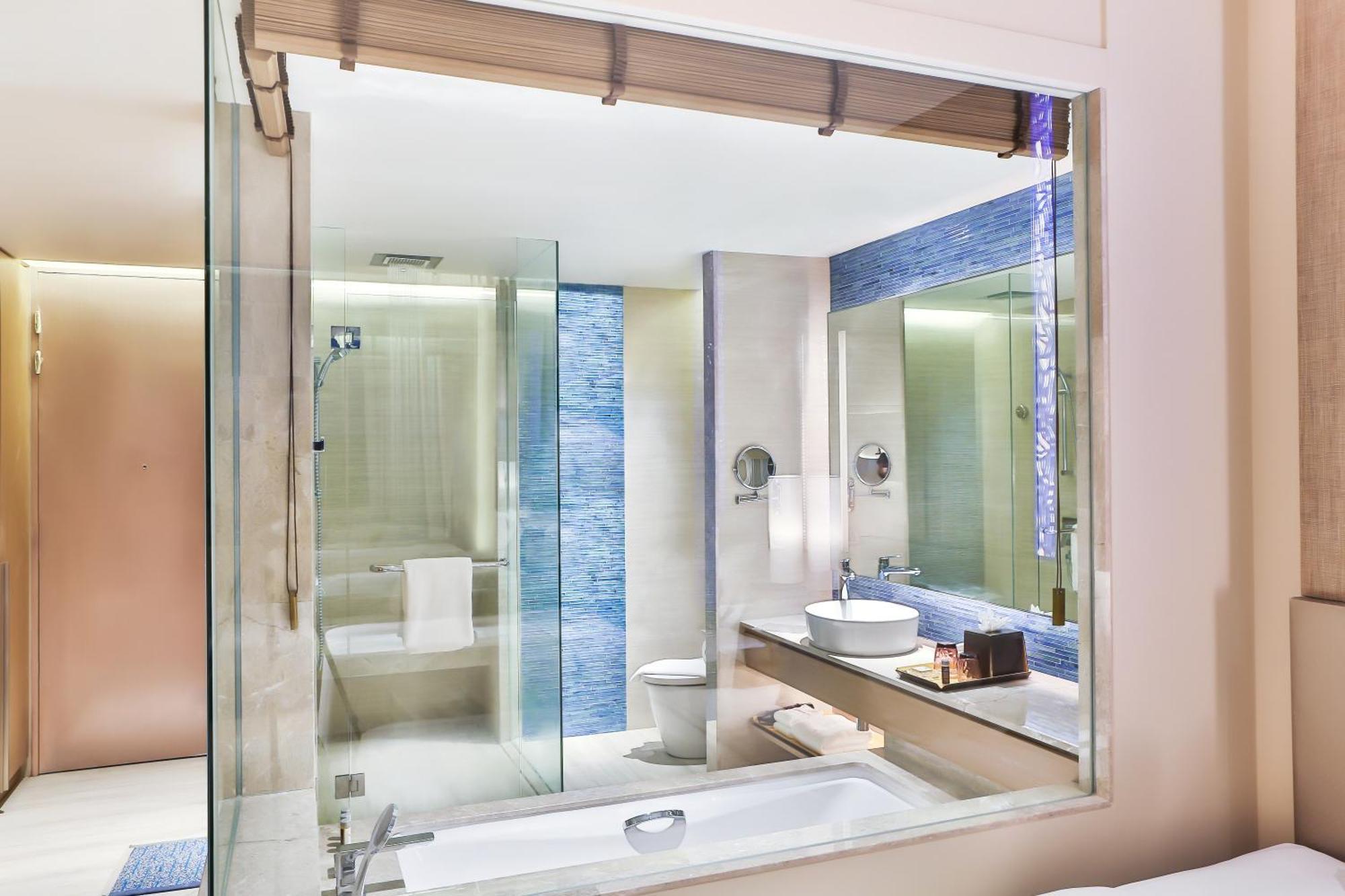 Guest Room Pool Access