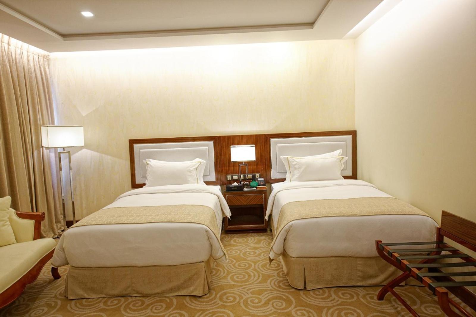 Premier Zimmer mit 2 Einzelbetten