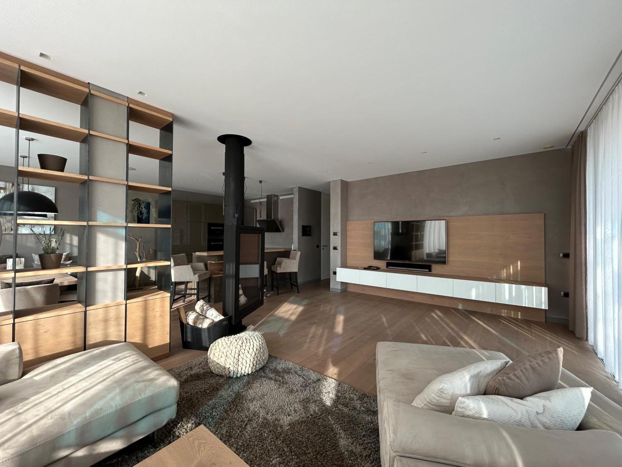 Apartment mit 3 Schlafzimmern und Seeblick
