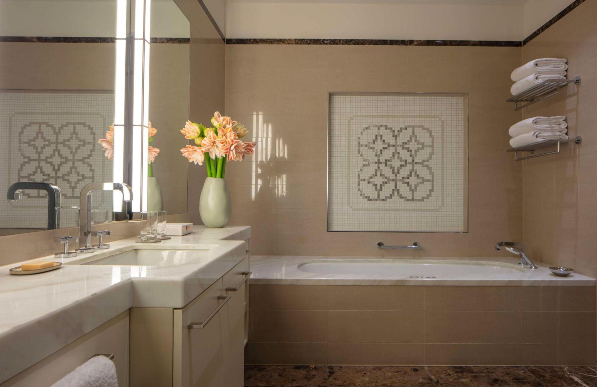 Grand Premium Room