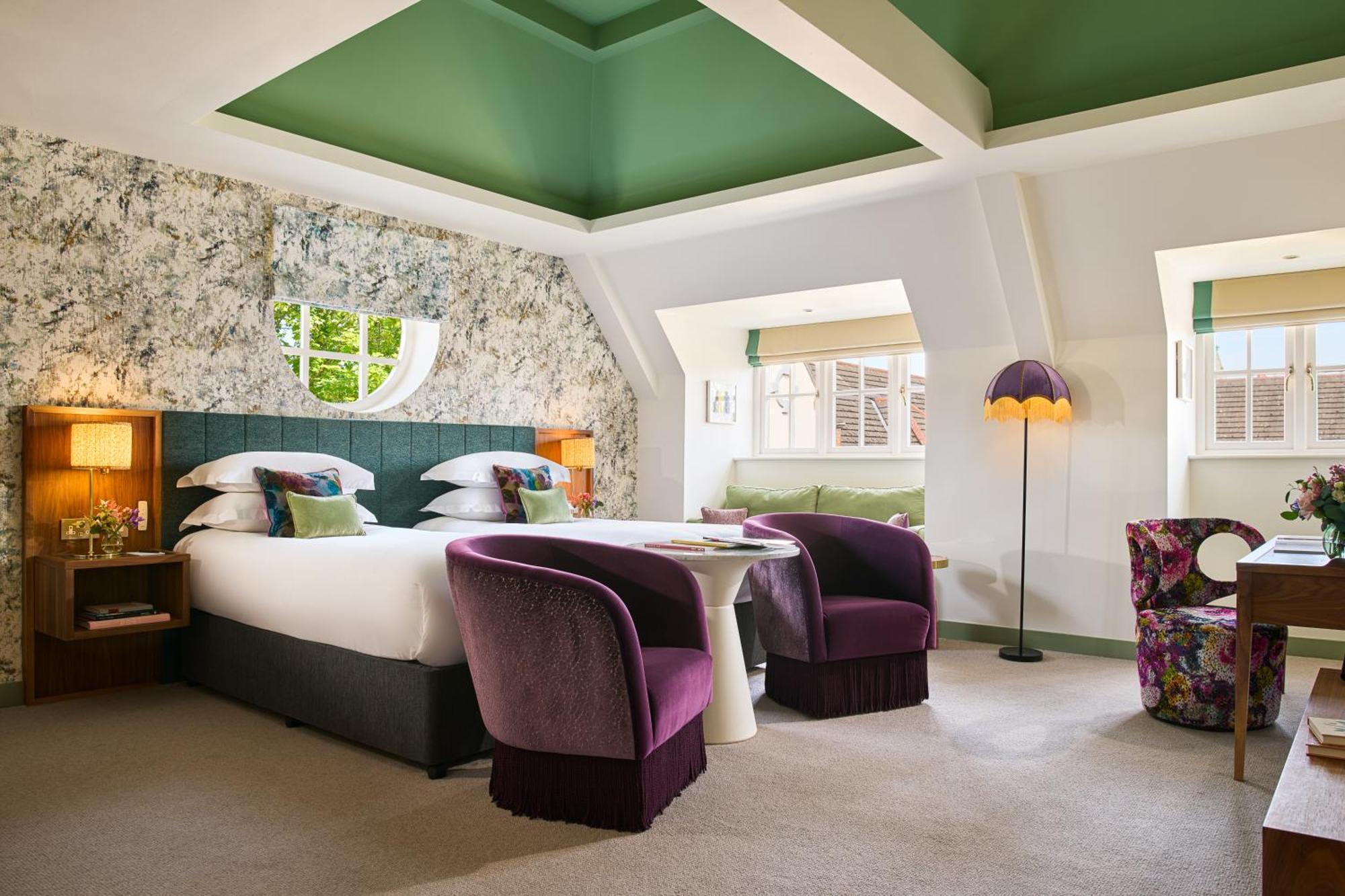 Deluxe King Room