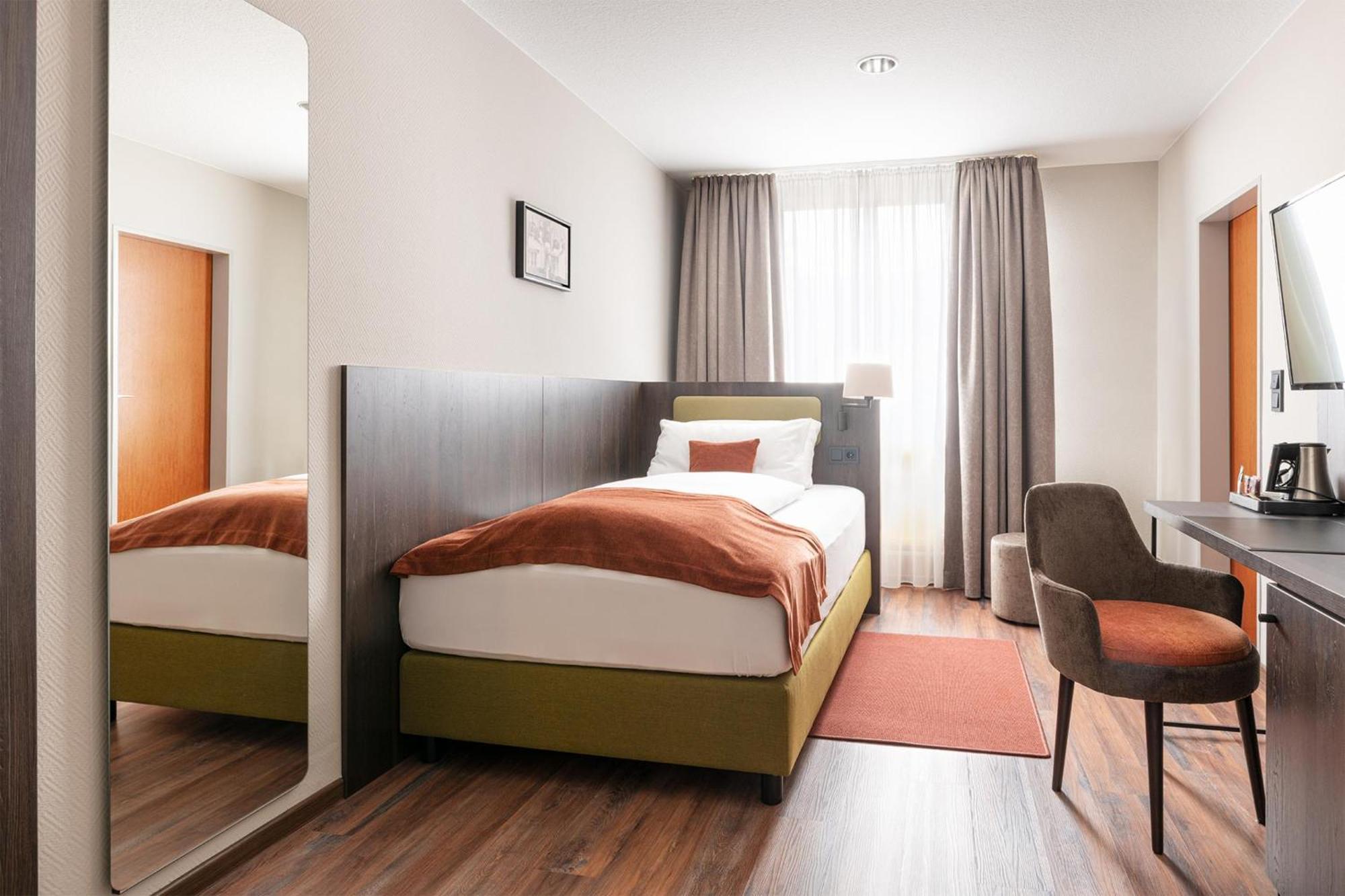 Einzelzimmer mit Einzelbett