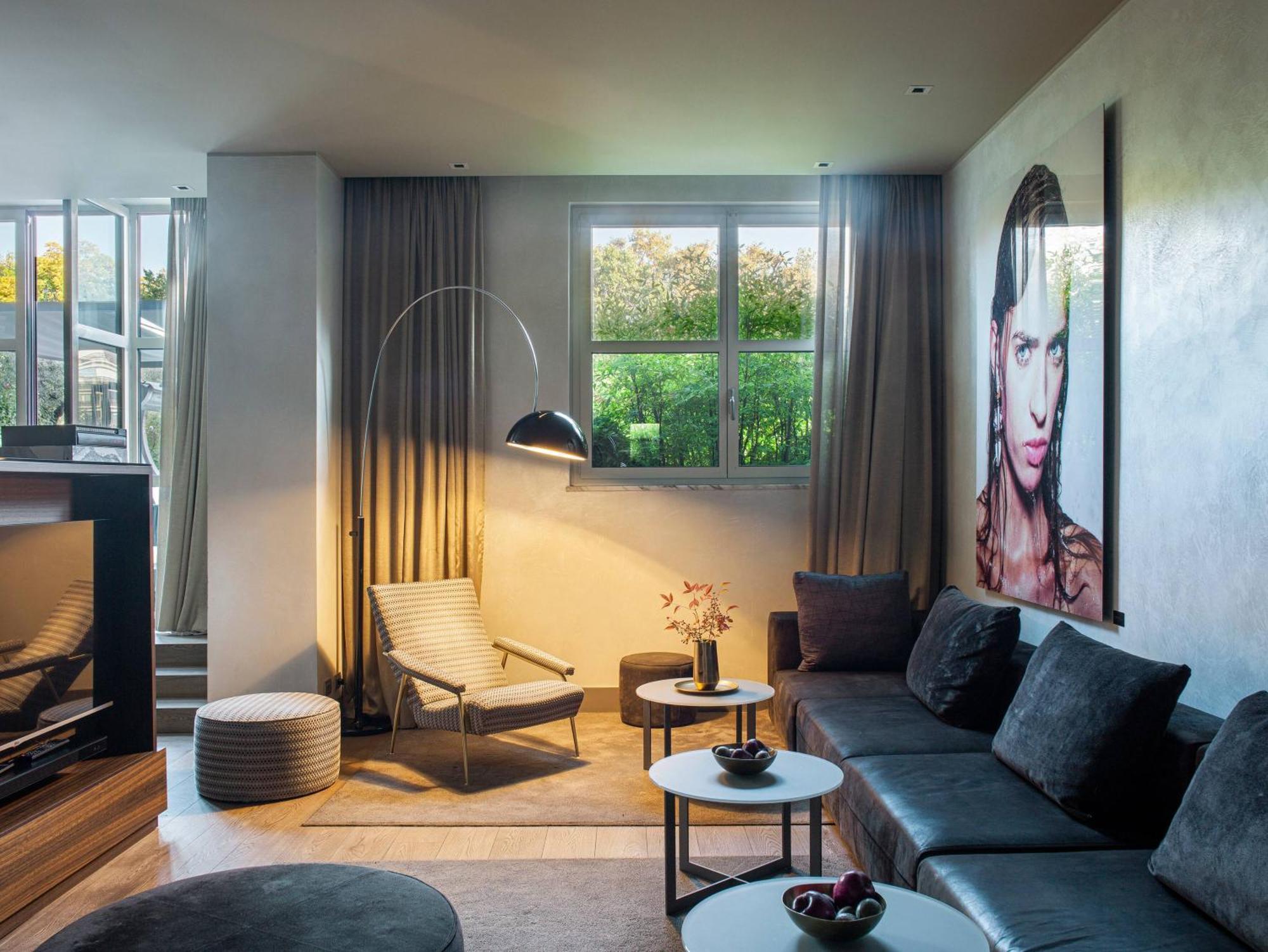 Suite Beyond ME+ mit 2 Schlafzimmern und Terrasse
