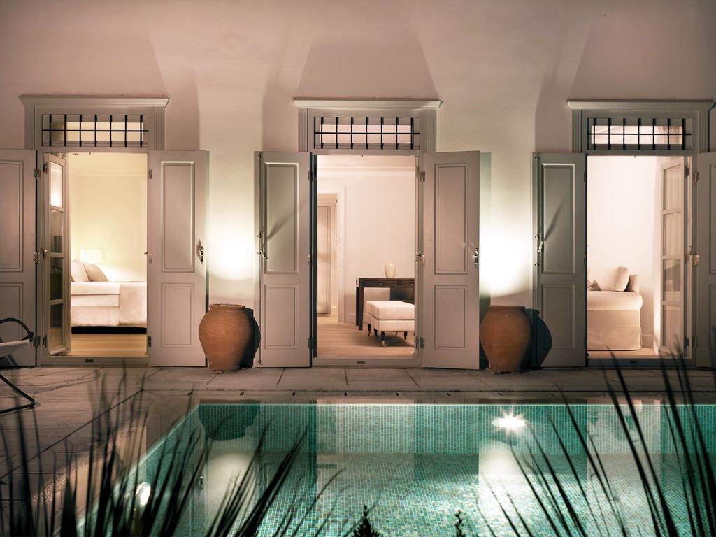 Poolsuite