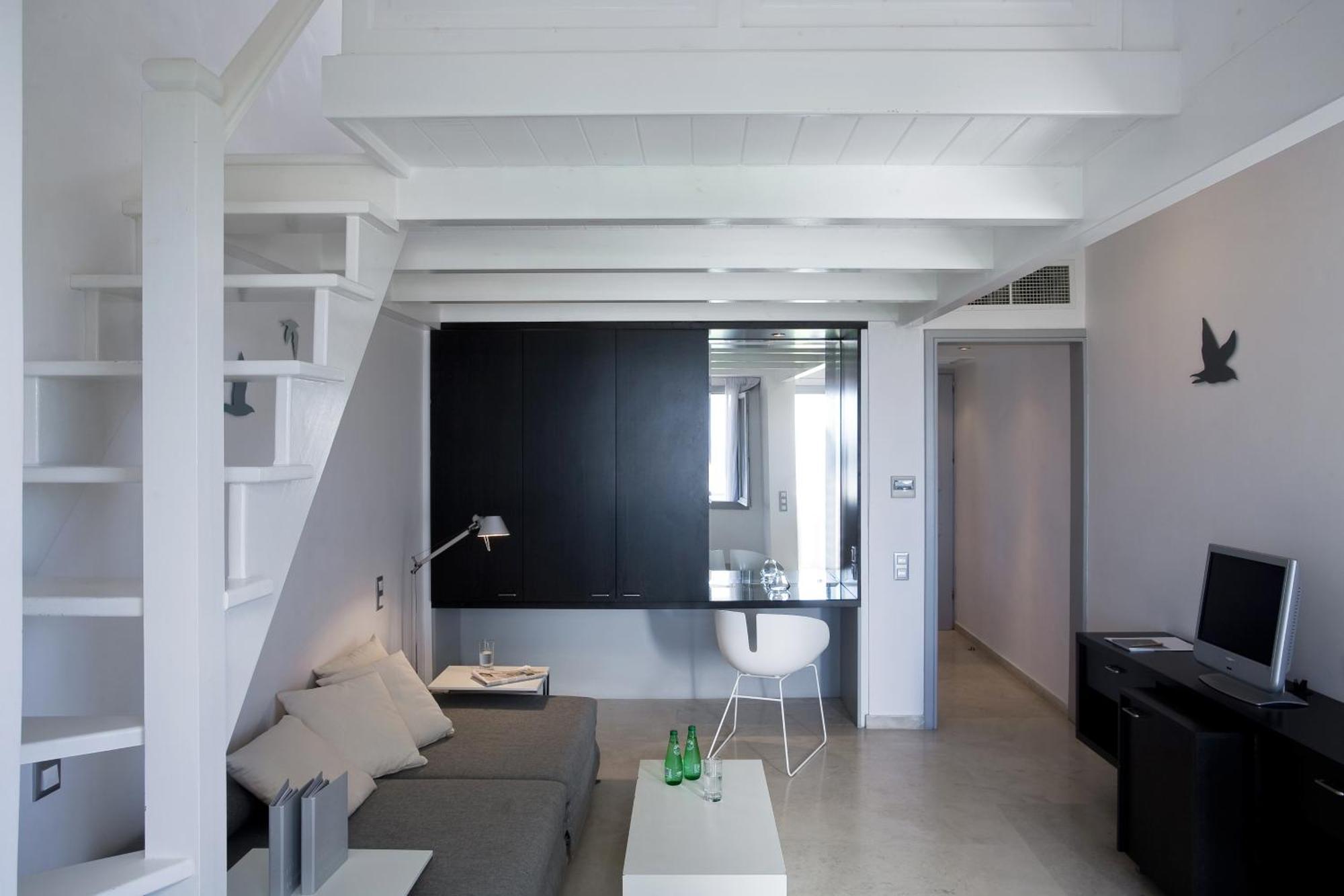 Maisonette with East Sea View