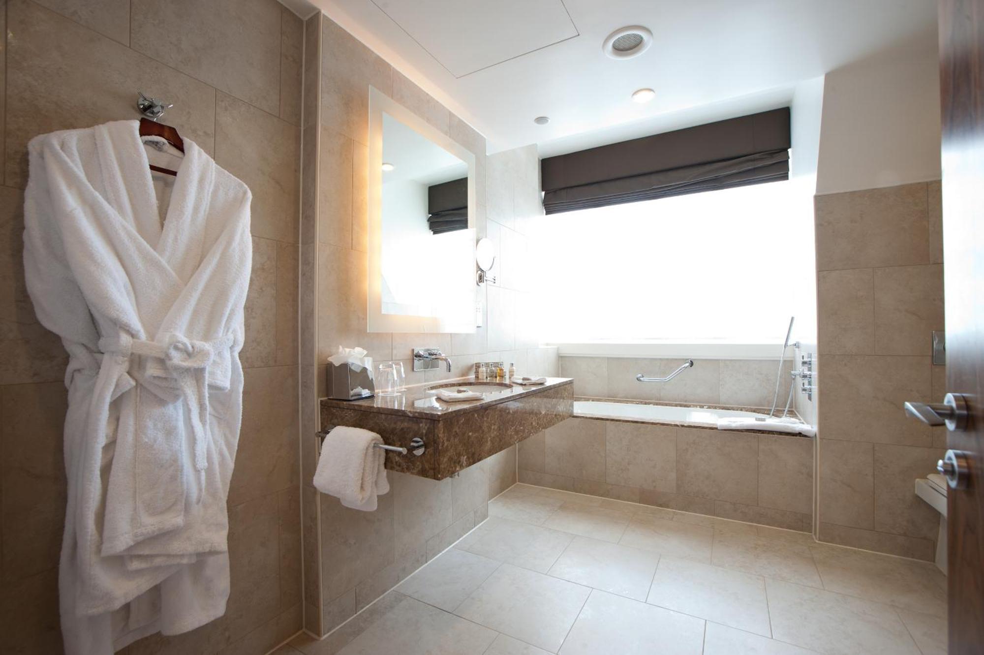 Heritage Suite,1067050804:JPEG