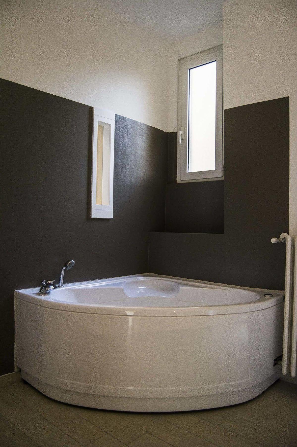 Deluxe Junior Suite Spa Bath
