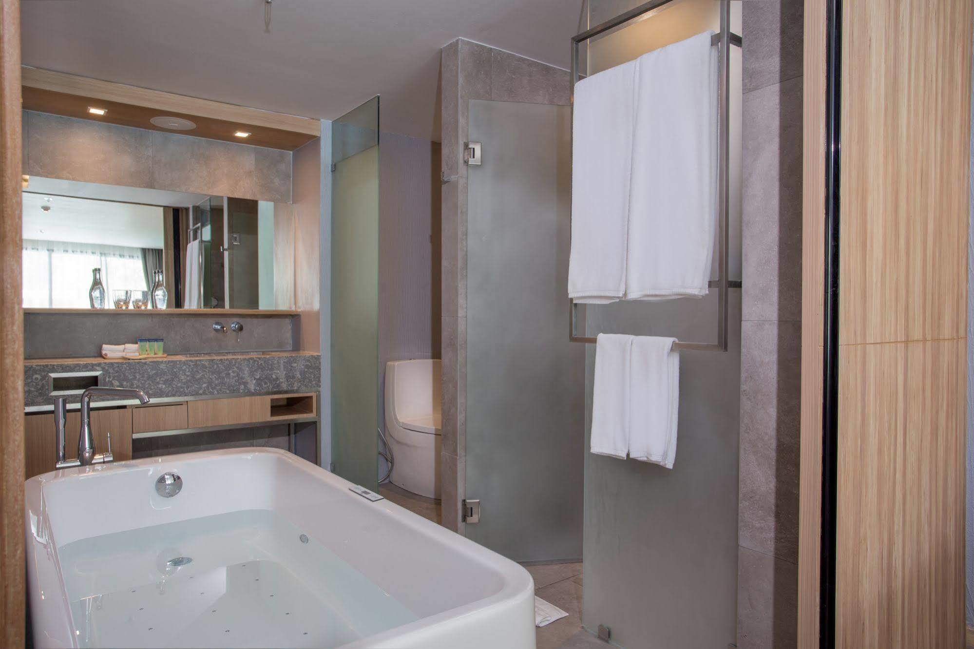 Deluxe Doppelzimmer mit Zugang zum Pool