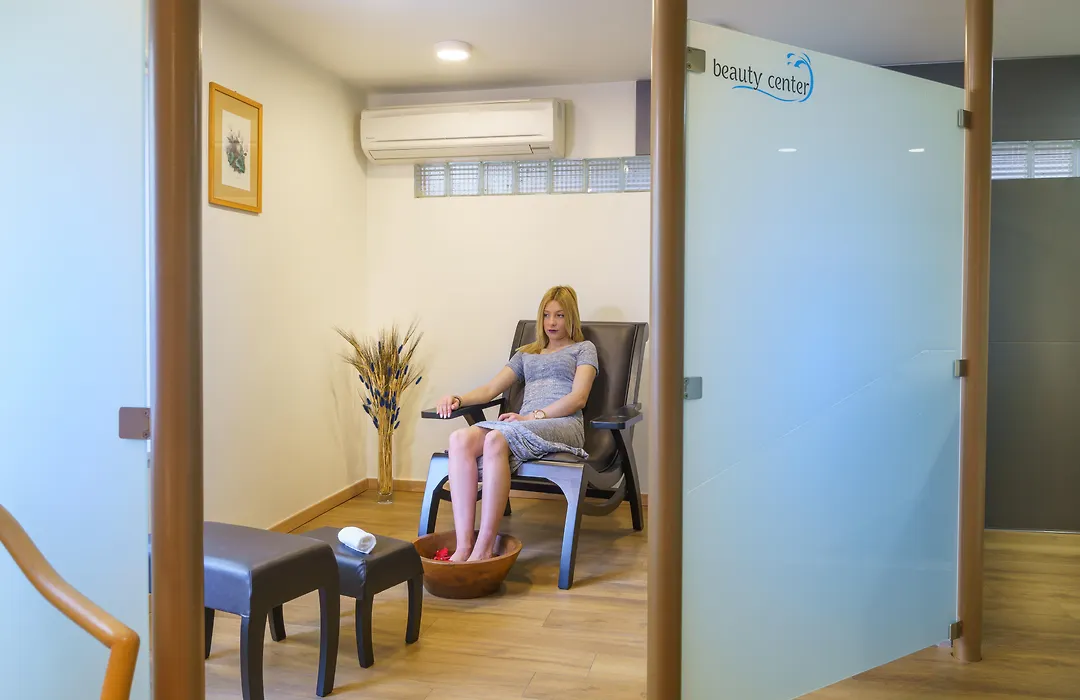 Kyma Suites Beach Hotel-1