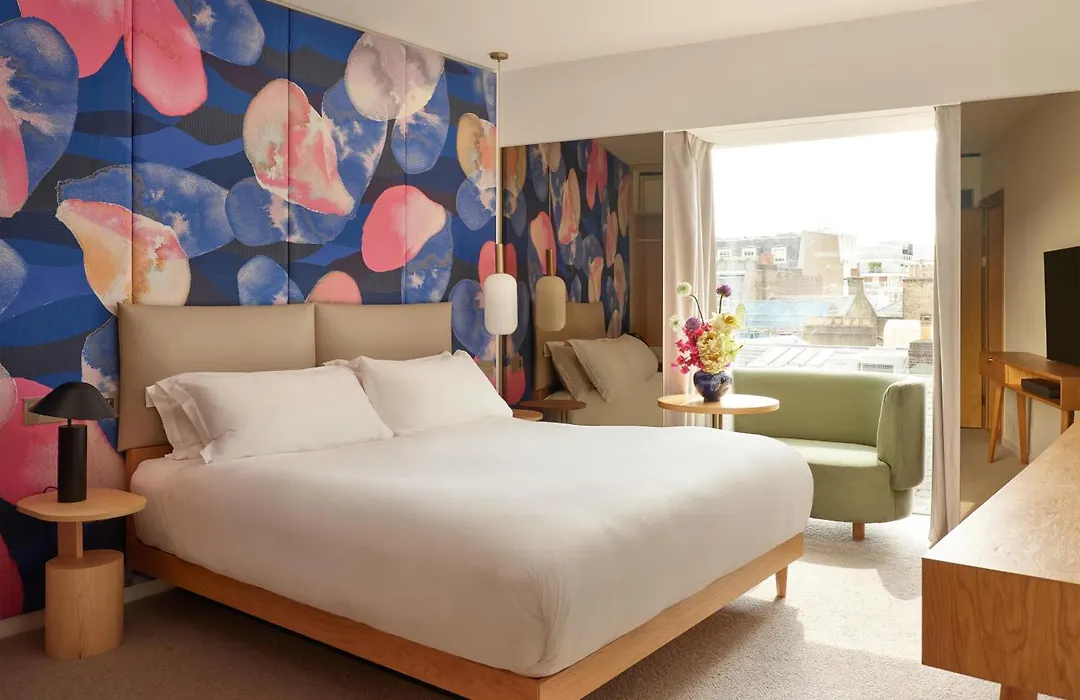 The Botree London, Curio Collection By Hilton-1