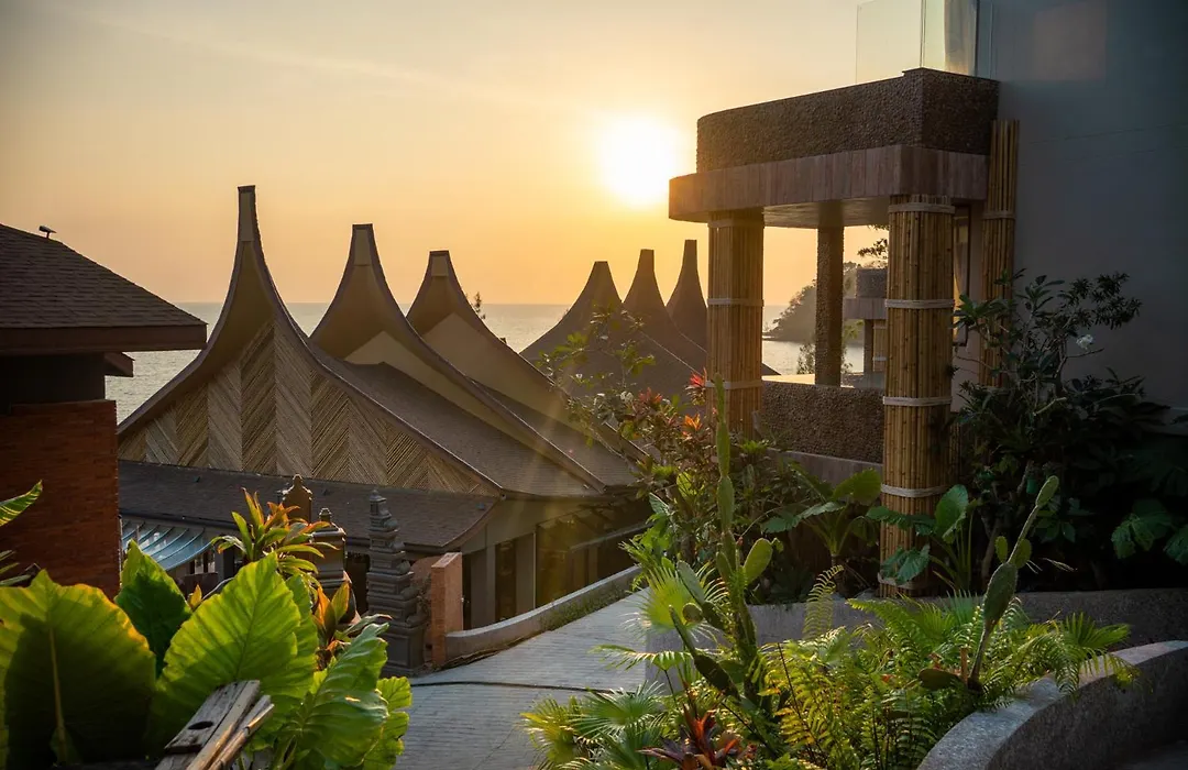 Sinae Phuket Luxury Hotel-1