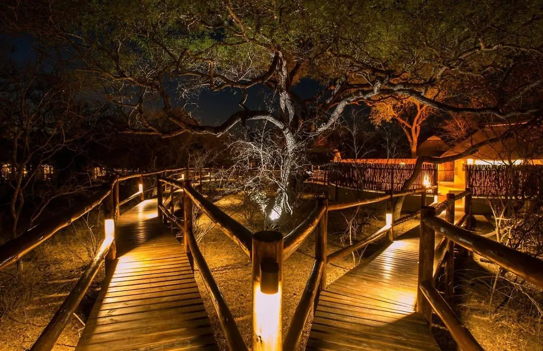 Vuyani River Lodge-1