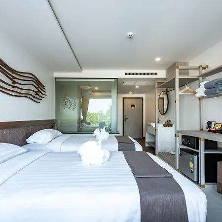 Blackwoods Hotel Pattaya - Sha Extra Plus-2