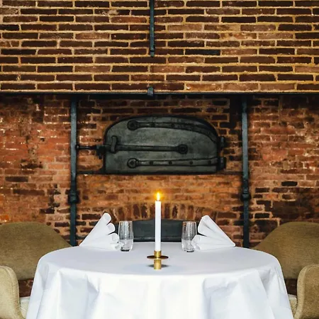 The Dylan Amsterdam - The Leading Hotels Of The World-3