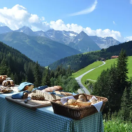 Hotel Alpin Spa Tuxerhof-3