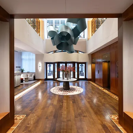 Conrad Hamburg-2