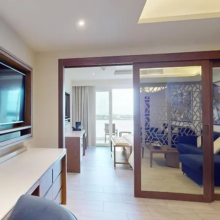 Royalton Chic Cancun, An Autograph Collection All-Inclusive Resort - Adults Only-3
