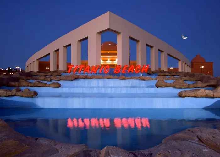 Luxushotel: Titanic Beach - Families And Couples Only