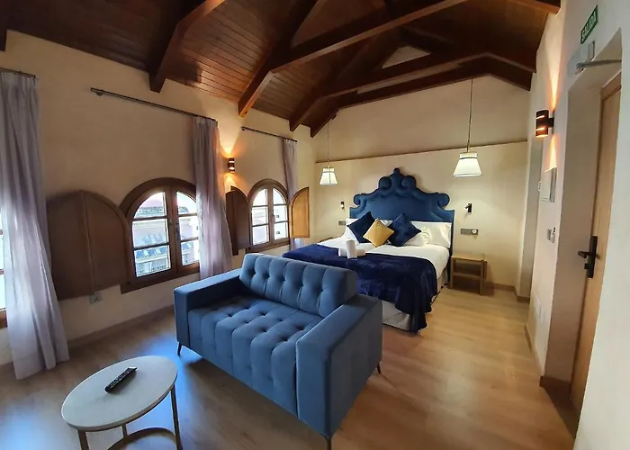 Urlaubsunterkunft Hemd s Puerta Real Boutique