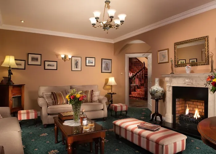Killarney Lodge