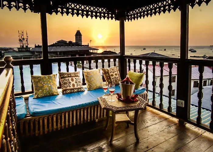 Zentrales Hotel: Emerson On Hurumzi