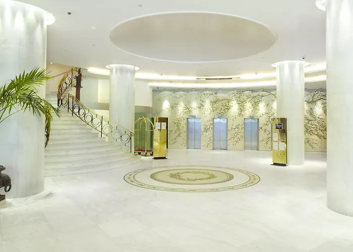 Hotel: Titania Hotel