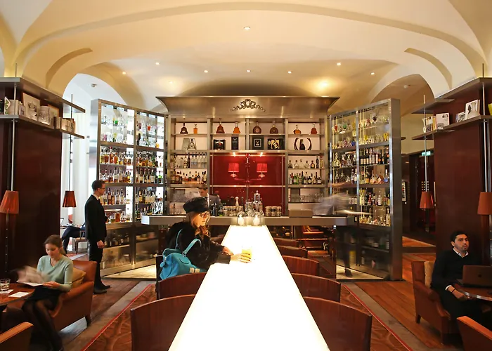 Kurhotel: Hotel Le Royal Monceau Raffles Paris