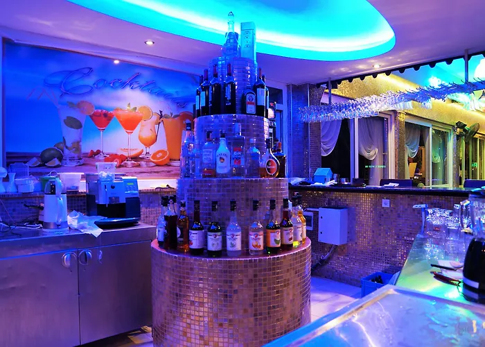 Hotel: Select Suite & Apart Hotel