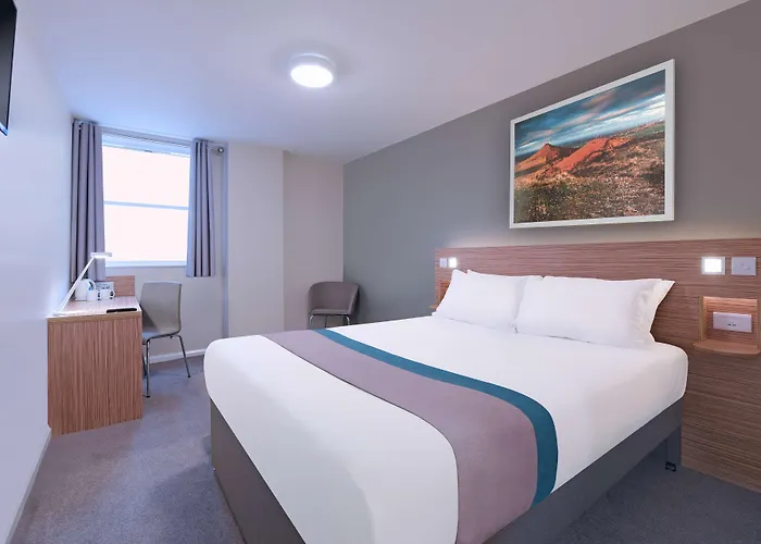 Travelodge Edinburgh Central