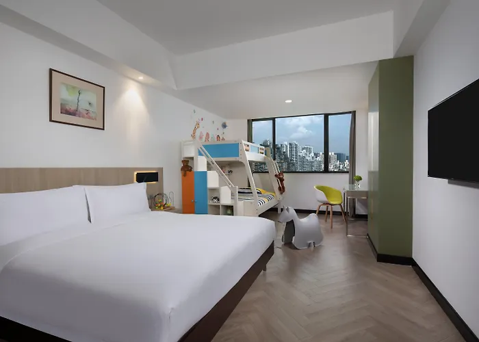 Holiday Inn Shanghai Vista