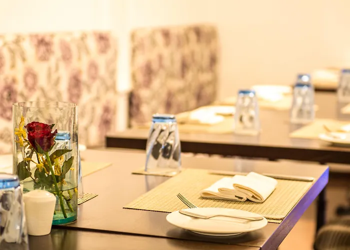 Rose Garden Hotel