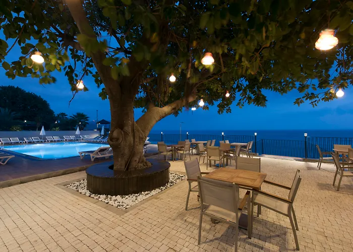Floria Beach
