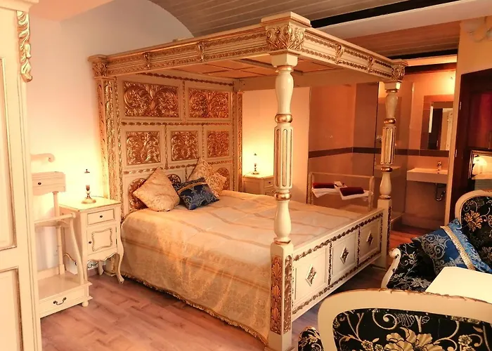 B&B: Hotel Denkmal 13 Rostock - Kaufmannshaus Krahnstöver