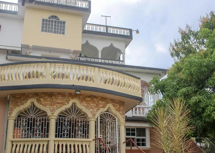 Van Villa Guesthouse