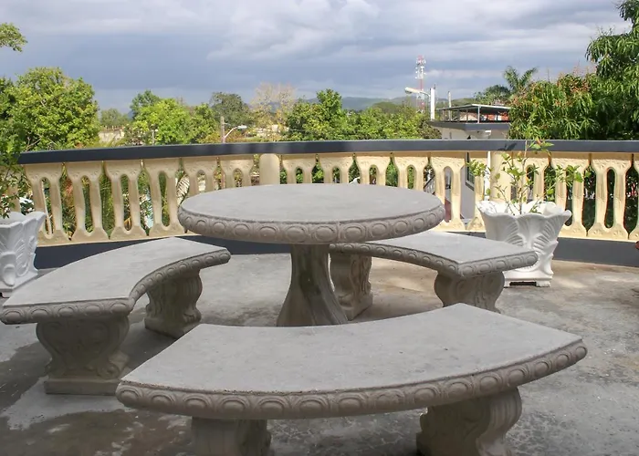 Van Villa Guesthouse