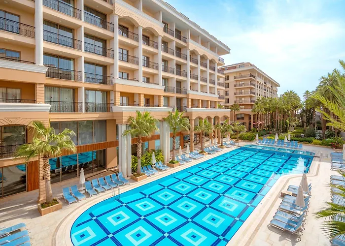 Hotel mit Pool: Sun Heaven Otel