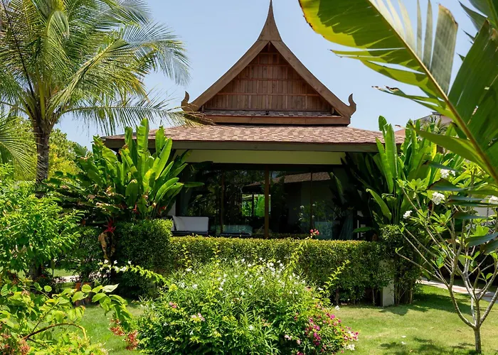 Lanta Palace Beach &Spa - Adult Only