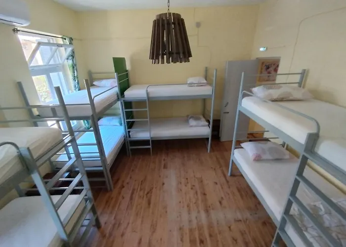 Chania Hostel Youth 18-50