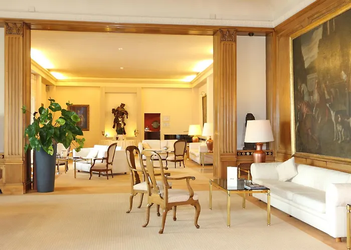 Hotel Du Grand Lac Excelsior