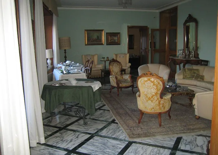 Hotel Am Villa Sara