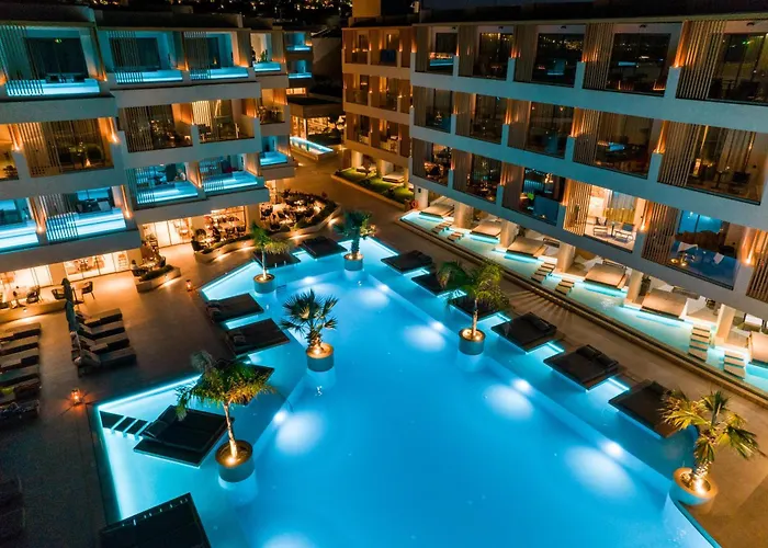 AKASHA Beach Hotel&Spa