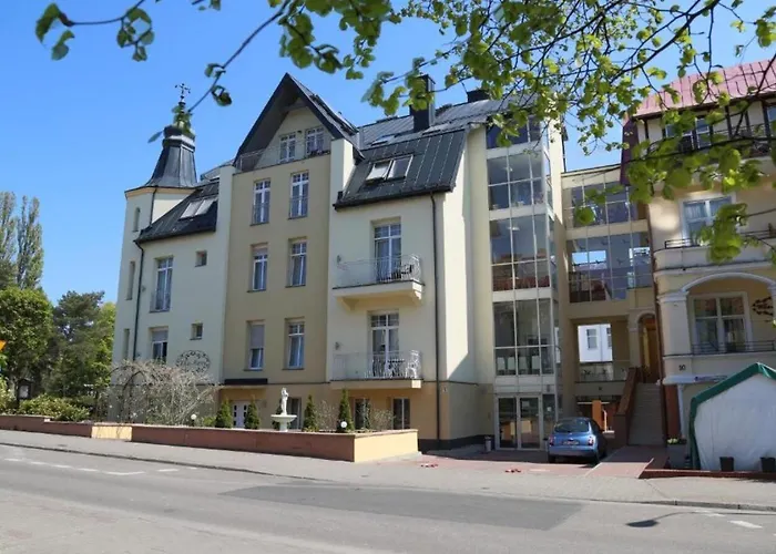 3-Sterne-Hotel: Villa Merry