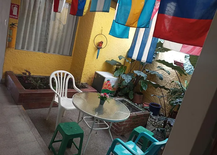 Hotel nahe College: Yellow House Hostel