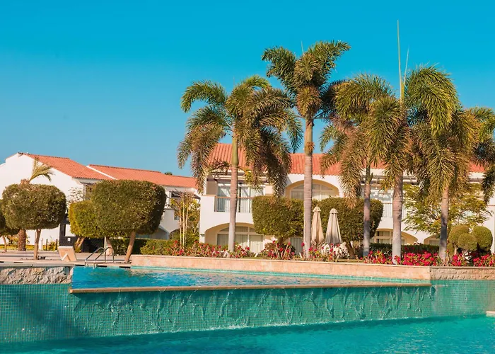 Reef Oasis Blue Bay & Spa