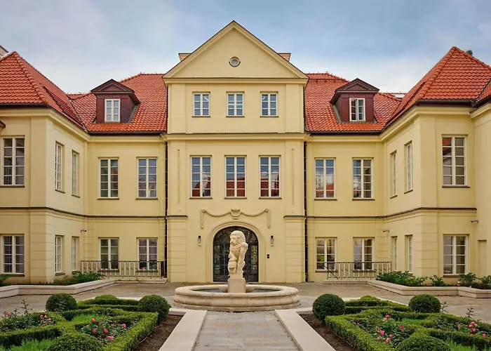 Resort: Hotel Verte, Warsaw, Autograph Collection